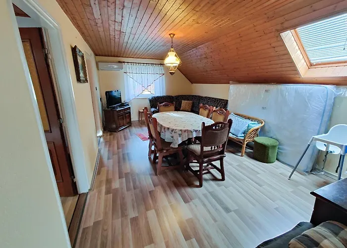 Apartament Attila